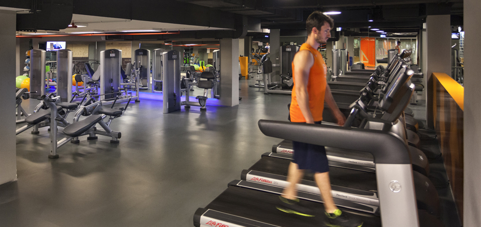 Fitness-Equipped Complex Rentals for Sports Camps and Athlete Training