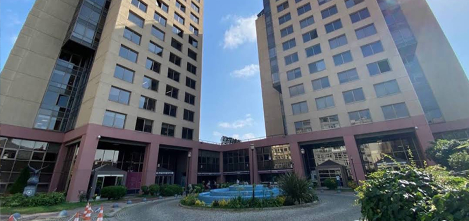 Fully Furnished Flats Near BJK Plaza Aesthetic Centers