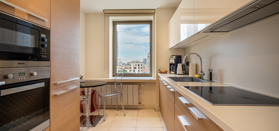 High-Protein Meal Prep: Athlete-Friendly Kitchens in Istanbul Rentals